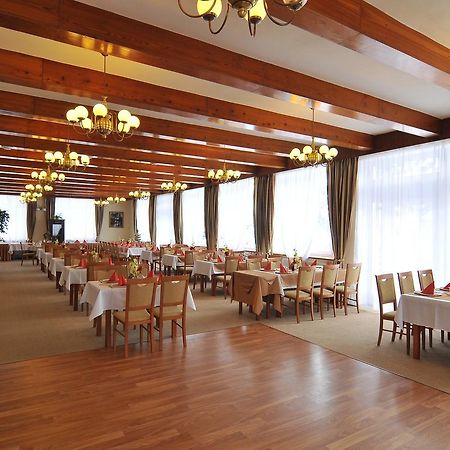 Hotel Manes Svratka Dış mekan fotoğraf